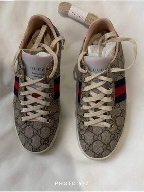 Gucci Ace GG Supreme Web Stripe Sneakers Size 38 w/ Box